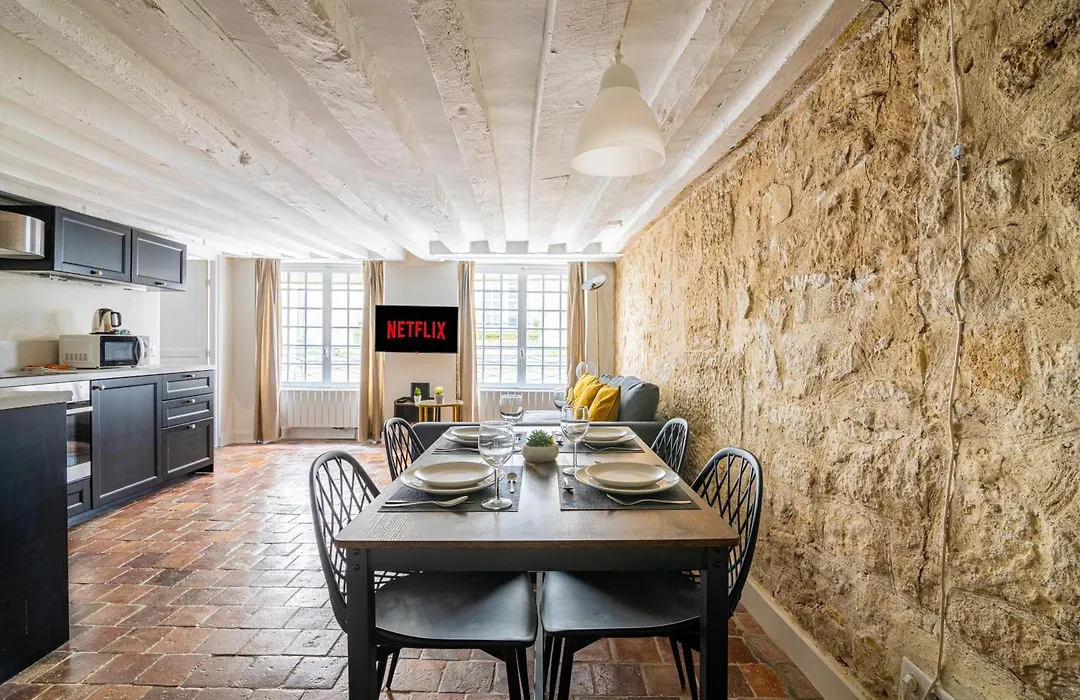 Appartement Au Coeur De Paris Ile Saint-Louis Free Netflix-1