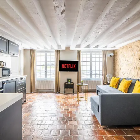 Appartement Au Coeur De Paris Ile Saint-Louis Free Netflix-2